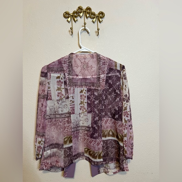 Jackets & Blazers - Lavender/Purple Patterned Sheer Jacket with one button.  Size 6